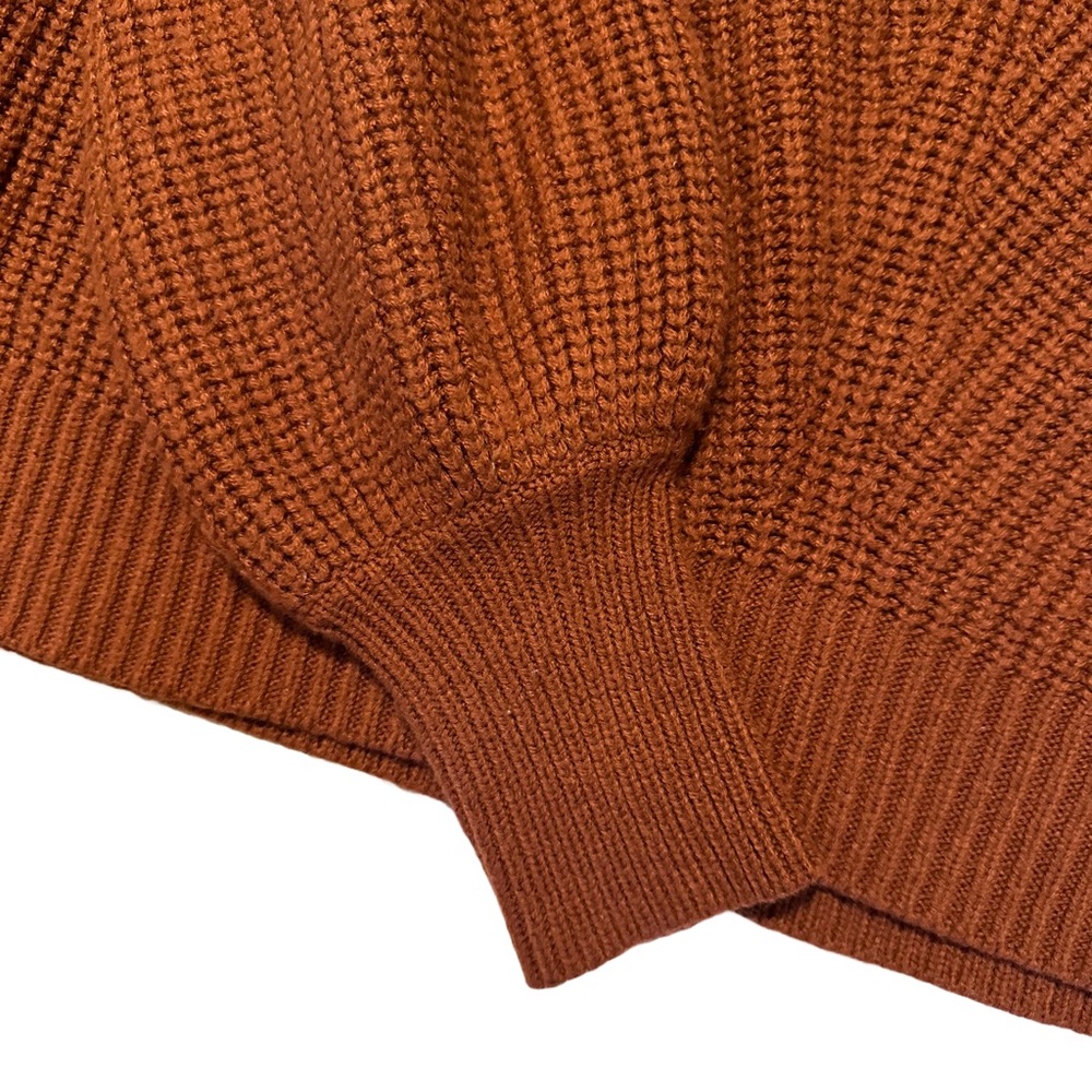 BE COOL Cropped Knit Crewneck Sweater in Rust - Picture 4 of 10